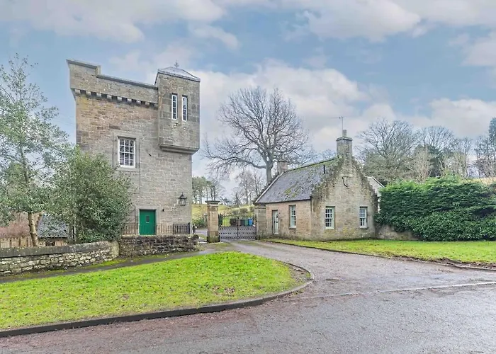 The Gate House - 3 Bed & Parking